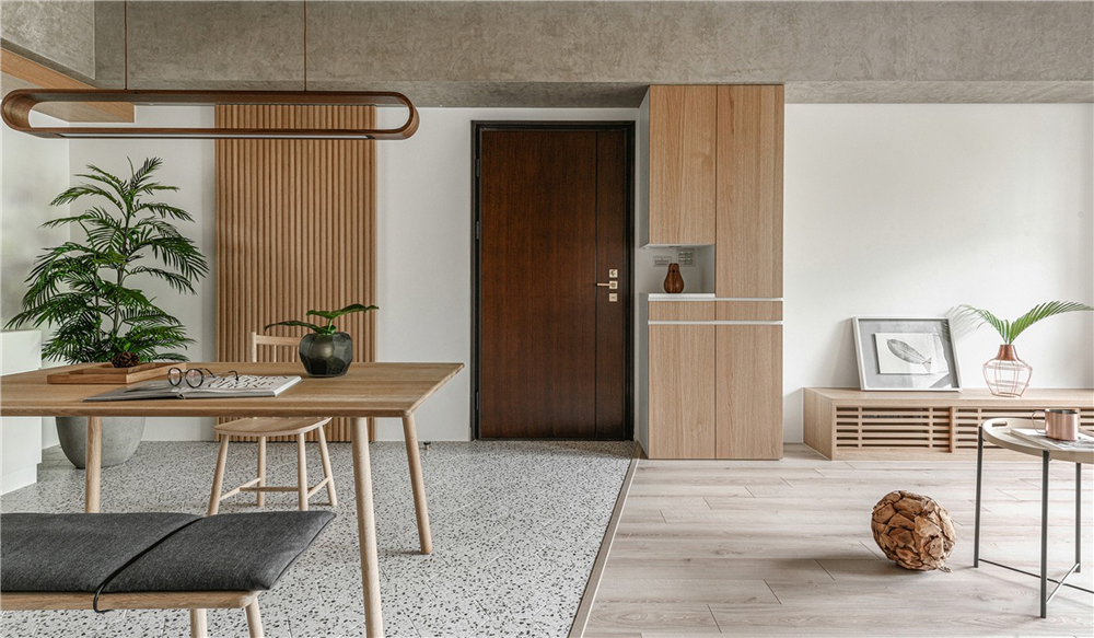 如何才能實現(xiàn)玄關定制的整體效果？(圖1)