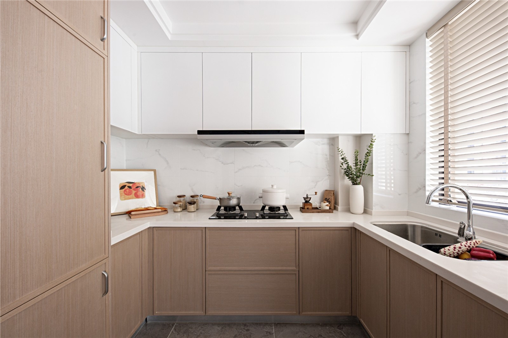 哪些柜子能設計無把手,有什么優點?(圖2) 哪些柜子能設計無把手,有什么優點?(圖2)