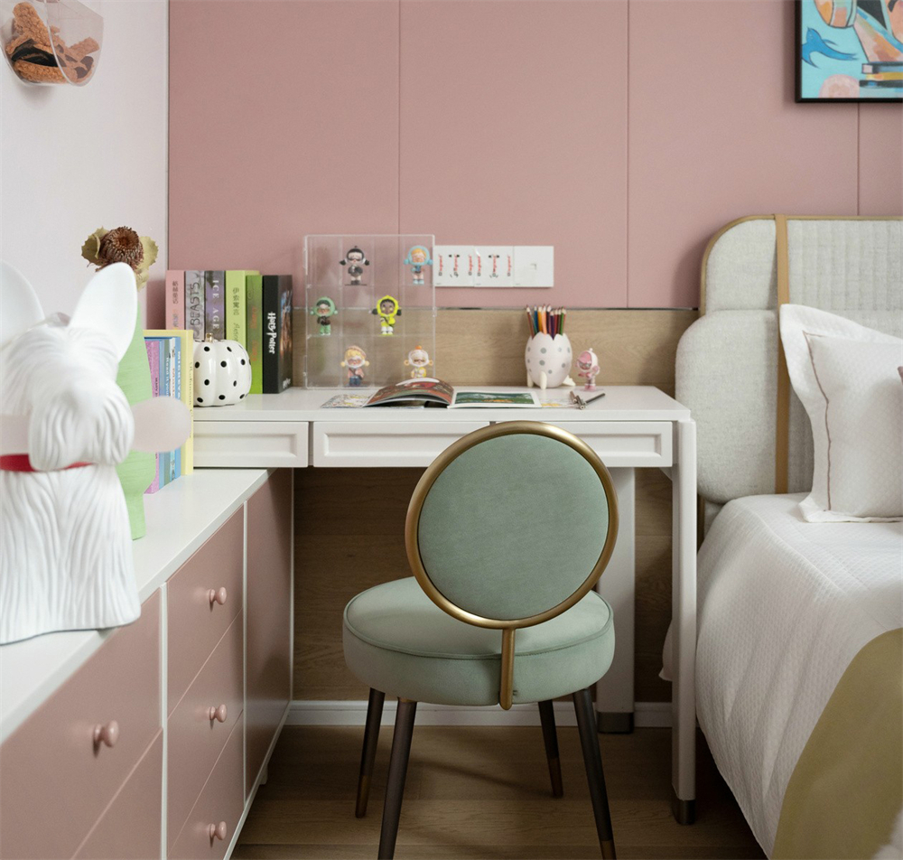 112㎡現代法式浪漫小三房風格案例賞析(圖13) 112㎡現代法式浪漫小三房風格案例賞析(圖13)