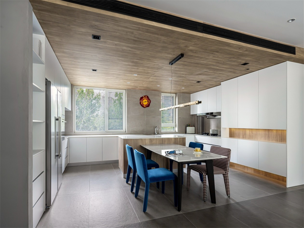 185㎡全屋定制大平層設(shè)計,現(xiàn)代風格裝修(圖10) 10.jpg